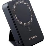 Power Bank Adata R0100 Carga Rapida 10000mah Carga Inalambrica Magnetica Con Soporte Plegable Negra